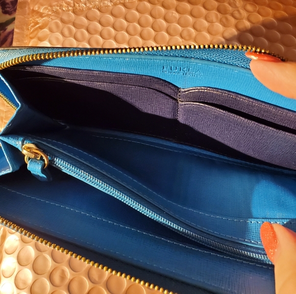 COPY - Wallet - Picture 3 of 4